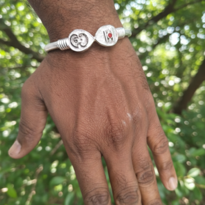 Metal Om with Vel Kappu Adjustable Free Size | Silver Colour Bracelet | Murugan Devotional Hand Band